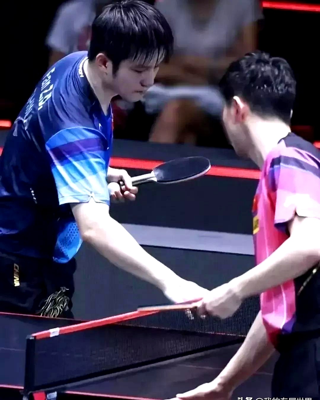 英国乒乓球队逆转中国乒乓球队,马龙完成帽子戏法 英国乒乓球队逆转中国乒乓球队,马龙完成帽子戏法
