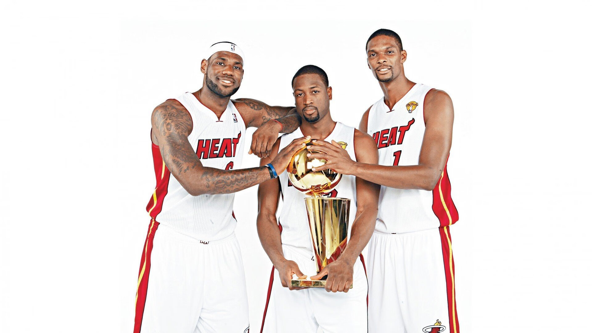 文班亚马轰下逆天数据打崩山西队！魔术新王炸组合让CBA亚军见识到天赋碾压